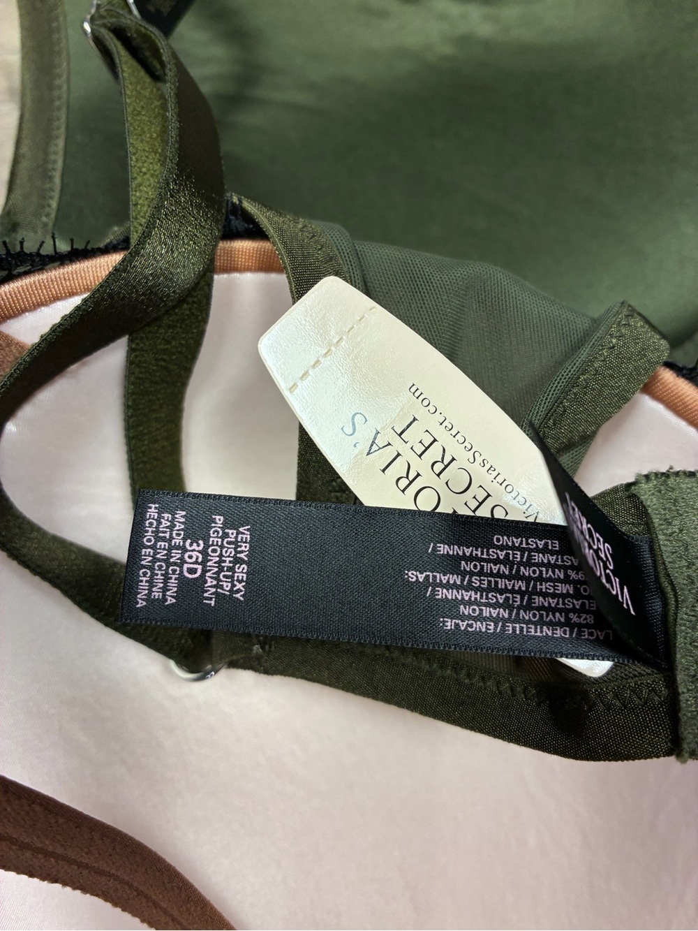 Victoria Secret 2 Satin Lace Underwired Push Up Bras - Picture 11 of 13